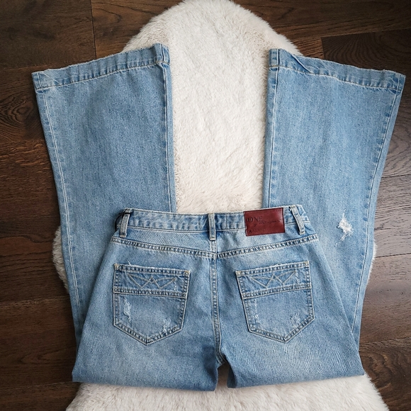 One Teaspoon x Free People Y2K Le Cats Blue Bone Low Rise Flare Denim Je… - Picture 14 of 16